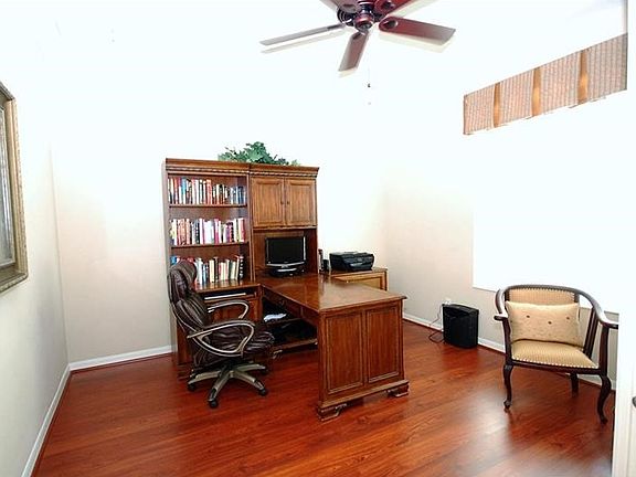 3rd image of 8514 White Poplar Dr
