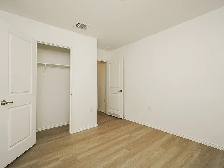 11938 Fuzzy Path — Photo 13
