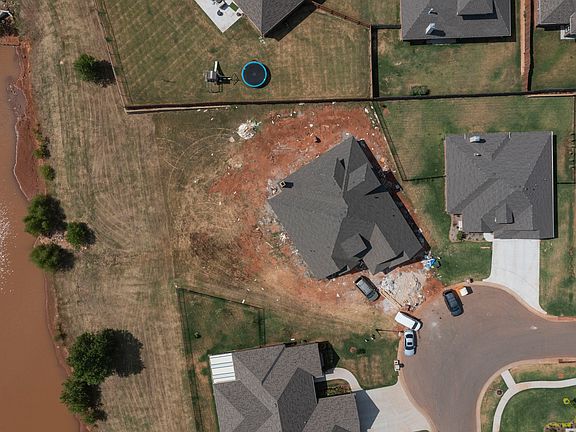 Homes by Taber Poppey Bonus Room 5 Bed Floor Plan