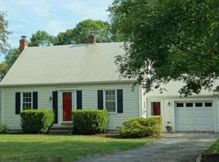 8 Claflin St, Attleboro, MA 02703
