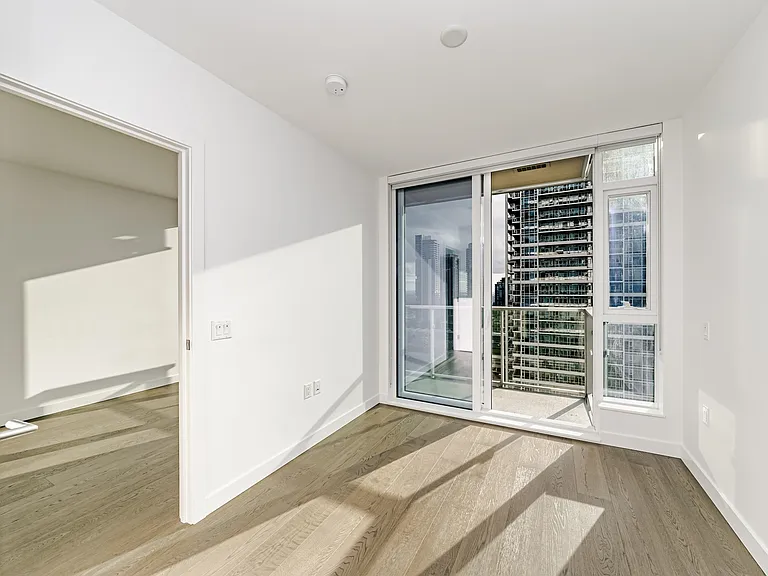 6000 McKay Ave #22XX — Photo 11