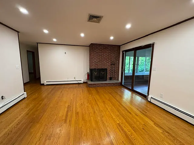 49 Chestnut Ln — Photo 4