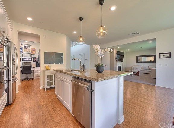 5th image of 15524 Vanilla Bean Ln