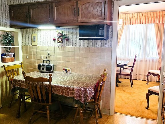 4th image of 8201 Manorford Dr