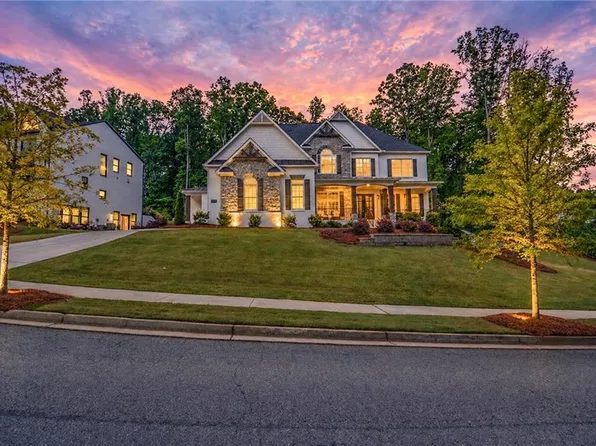 14195 Reserve Manor Ln, Roswell, GA 30075