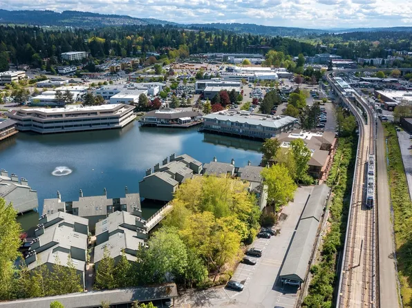 6 Lake Bellevue Drive #201, Bellevue, WA 98005