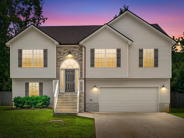 1672 Putnum Dr, Clarksville, TN 37042