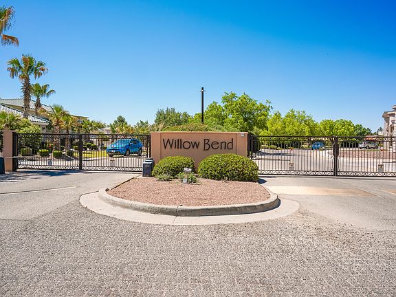 4th image of 330 Wild Willow Dr