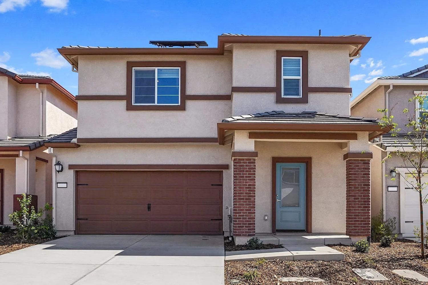 2707 Bedell St photo 1