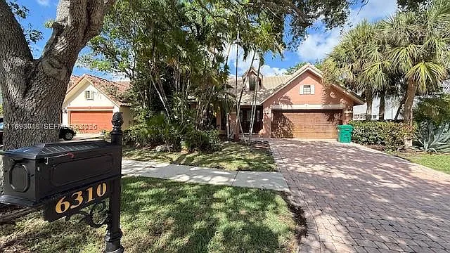 6310 NW 58th Way — Photo 1