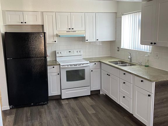 2nd image of 231 S Montgomery St APT 1