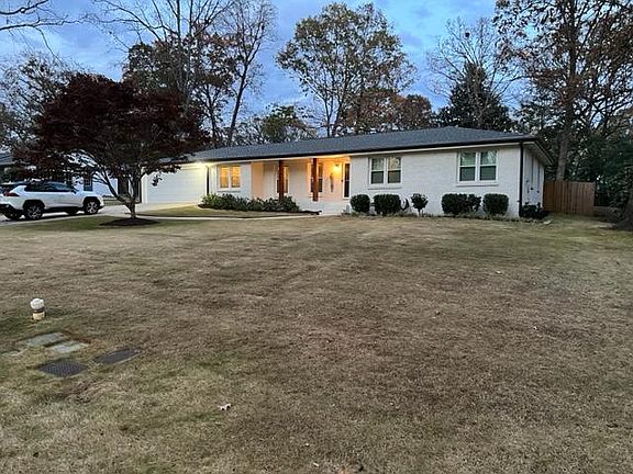 2nd image of 147 Lancelot Way