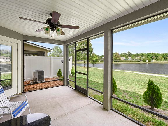 3rd image of 497 Walnut Dr
