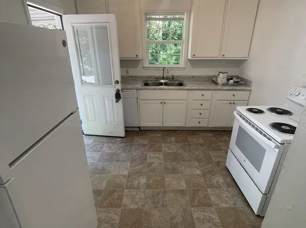 2421 Renfrow Rd, Raleigh, NC 27603