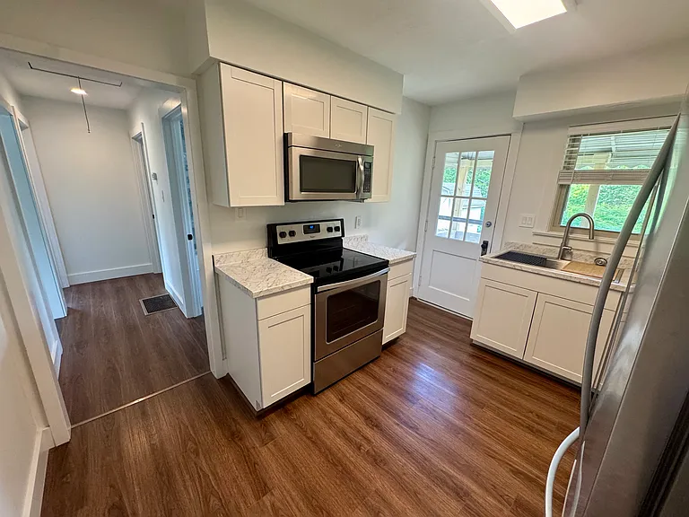 6006 Arcadia Dr — Photo 6