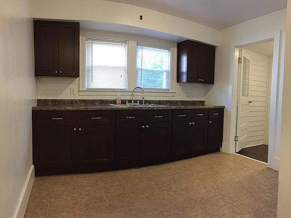5th image of 1113-1115 Maiden Ln #1113