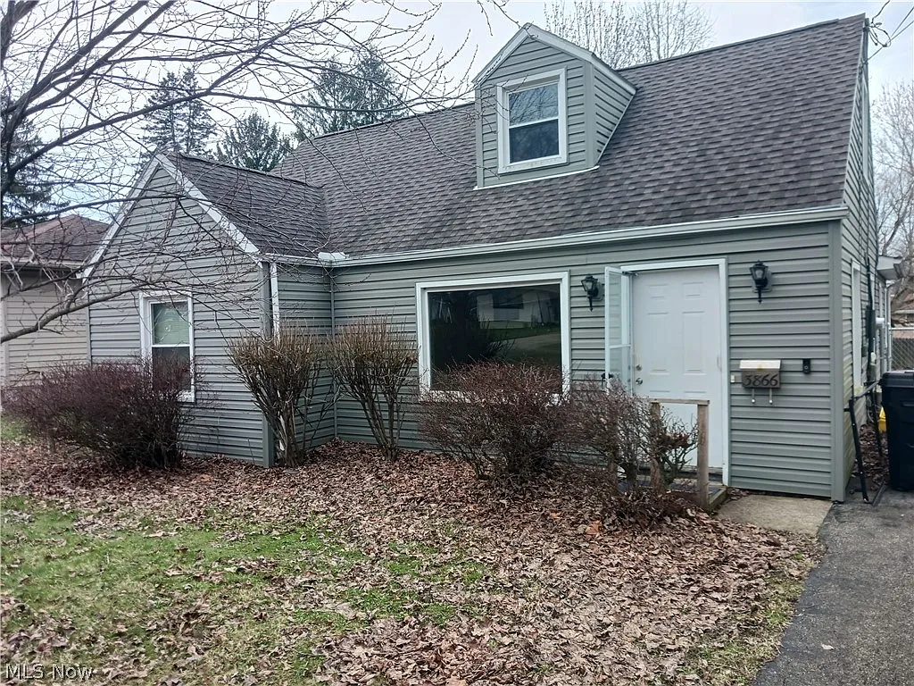 3866 Huntmere Ave photo 1