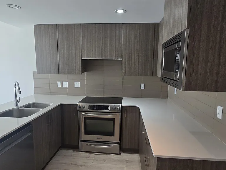 125 Columbia St #1205 — Photo 20