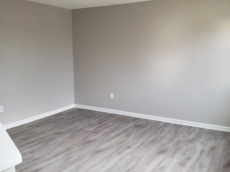 488 Perkins Ave #7-5 — Photo 6