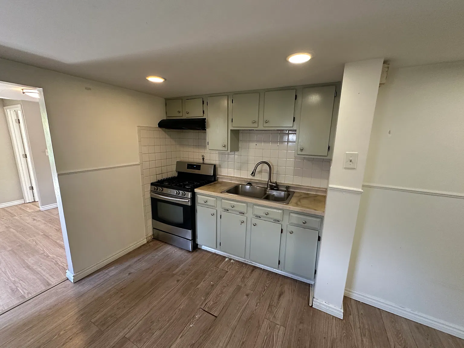 2 bed, 1224 sqft, $1,750 — Photo 3