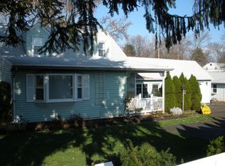 20 S Warminster Rd, Hatboro, PA 19040