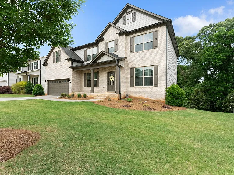 307 Hudson Chase Ct — Photo 3