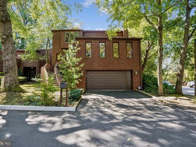 3501 Redwood Ct, Fairfax, VA, 22030