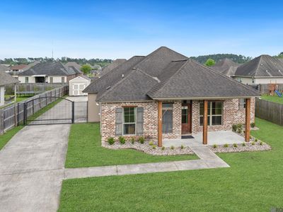 28274 Lake Bruin Dr, Livingston, LA, 70754