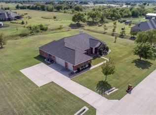 7821 Meadow Ridge Dr, Northlake, TX 76247