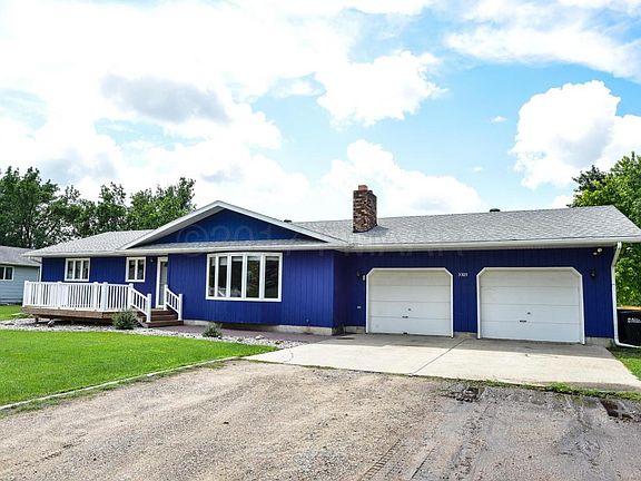 3rd image of 3305 Meadow Way