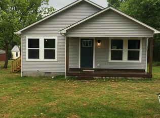 559 Lincoln Ave, Smithville, TN 37166
