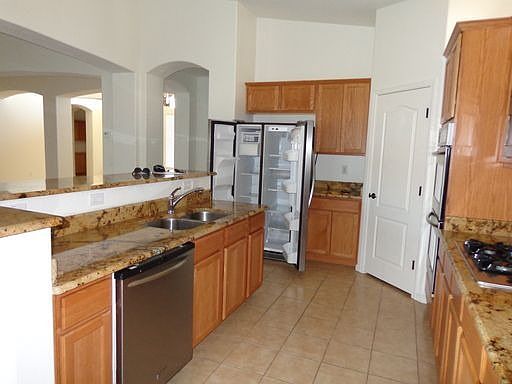 4th image of 18626 W North Ln