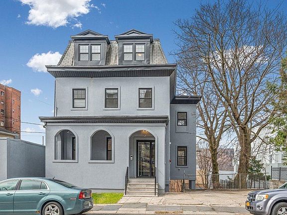 2nd image of 143 Buena Vista Ave #6