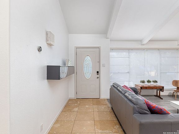 5th image of 17217 SPRINGHILL DR