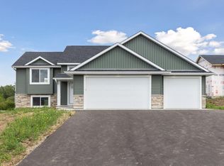 1634 72nd Ave, Hammond, WI 54015