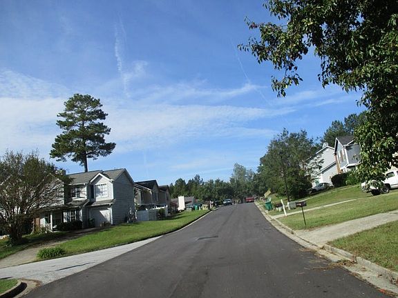 4th image of 4020 Arborwood Ln