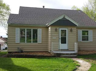 2606 W 15th St, Duluth, MN 55806