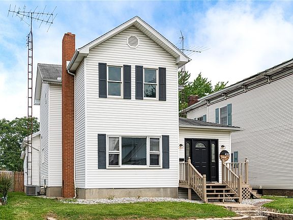 2nd image of 422 Wayne Ave