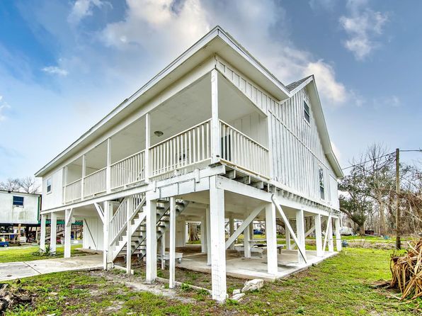 206 Leger St, Montegut, LA 70377