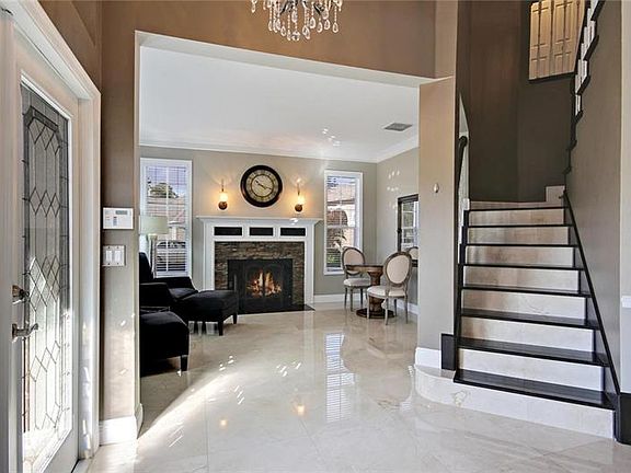 3rd image of 4424 Saddleworth Cir