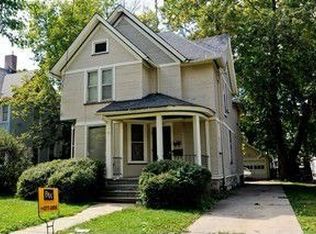 420 Iowa Ave, Aurora, IL 60506