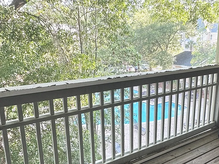Screened Balcony