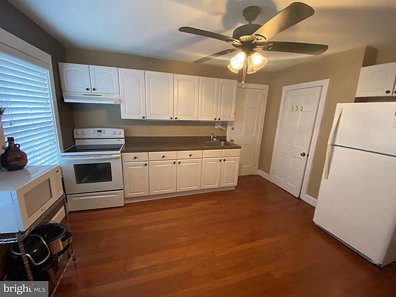 3rd image of 1819 Gilpin Ave