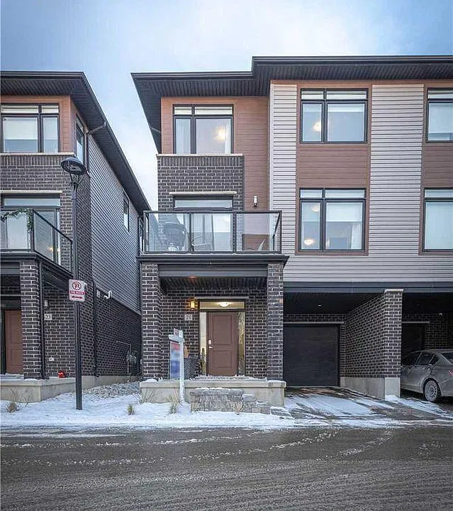 3260 Singleton Ave #21