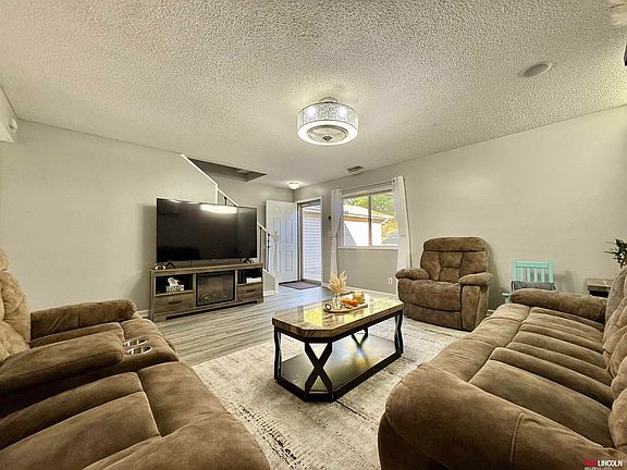 5th image of 2123 Lockwood Ct
