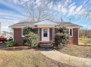 825 Hamrick St, Shelby, NC 28152