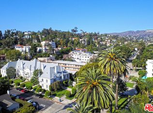 2203 N Beachwood Dr, Los Angeles, CA 90068