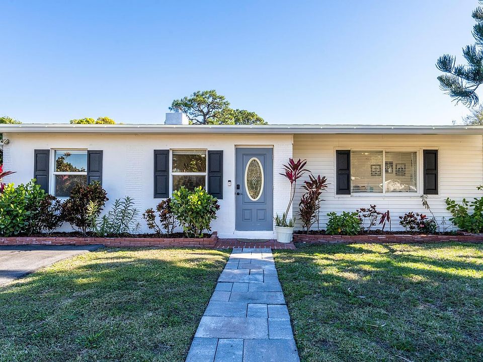 1st image of 1308 SW 17th Avenue