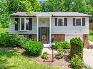 727 Pine Valley Dr, Pittsburgh, PA
