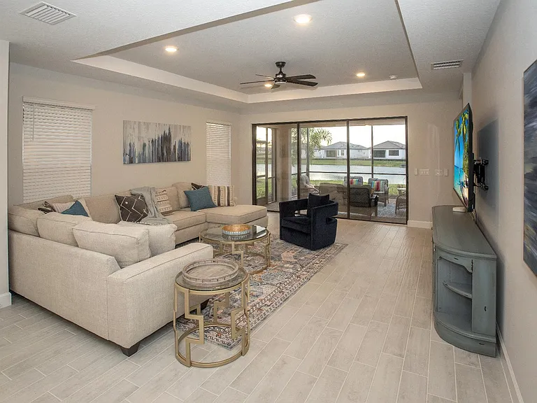 3028 Tolmino Ct — Photo 2